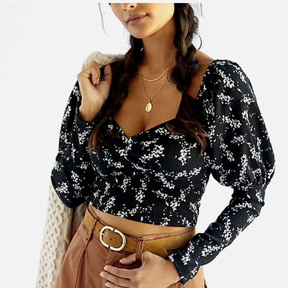 🖤 NWT Anthropologie Black Motif Sweetheart Neckline Puff Sleeve Blouse Size M